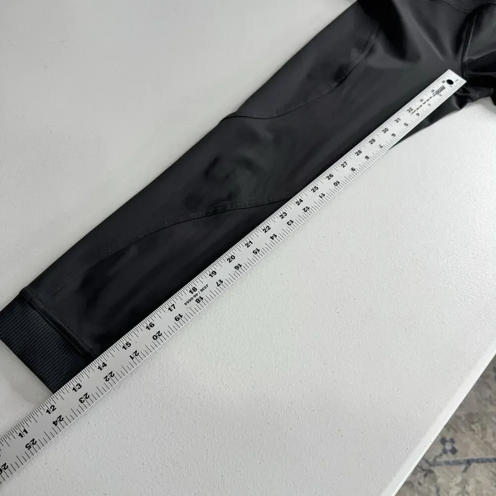 Lululemon Train Free High-Rise Crop 23